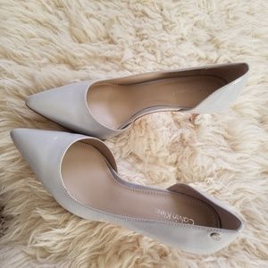 Classy light grey patent leather heel